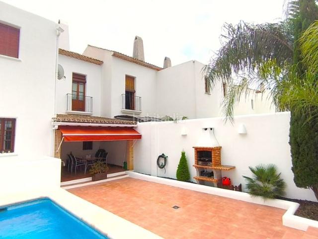 Casa adosada en venta en Dénia, La Xara La Sella. auténtica esencia mediterránea entre el mar y la montaña. Casas adosadas.