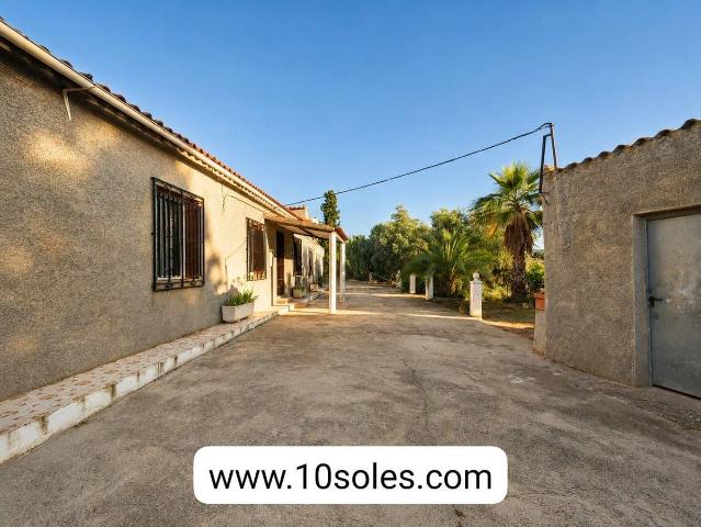 Casa adosada en Venta en Desamparados Hurchillo Torremendo