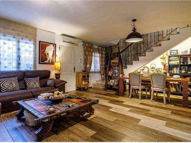 Casa adosada en Venta en Divina Pastora