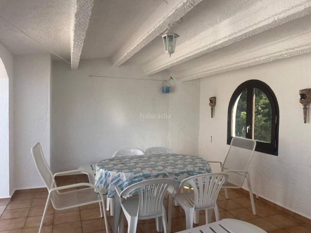 Casa adosada en venta en Empuriabrava, Francolí Freser Noguera Costa Brava. Chalet adosado con amarre. Casas adosadas.