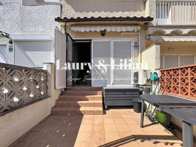 Casa adosada en venta en Empuriabrava, Puigmal Mas Nou Costa Brava. Casas adosadas.