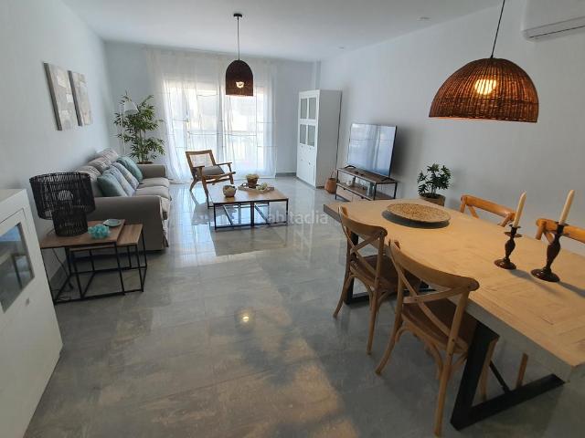 Casa adosada en venta en Empuriabrava, Port Banyuls Port Alegre Port Empordà Costa Brava. MAGNIFICA CASA ADOSADA EN CANAL CON AMARRE. Casas adosadas.