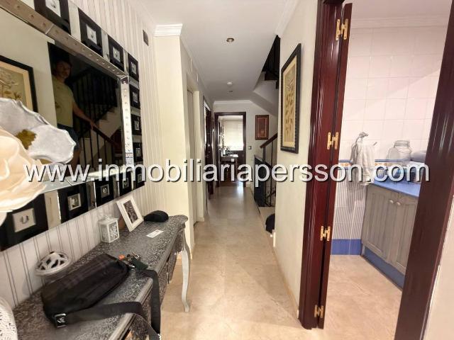 Casa adosada en Venta en Écija