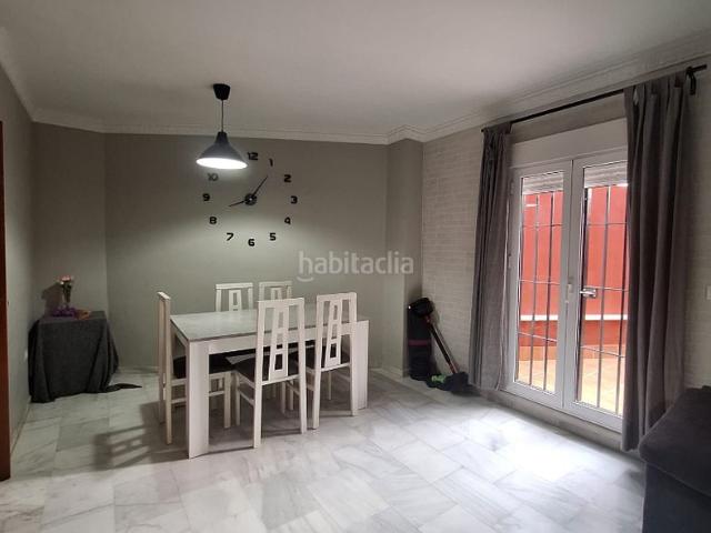 Casa adosada en venta en Écija. Casas adosadas.