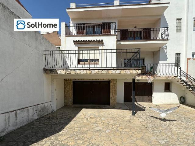 Casa adosada en Venta en Eixample Residencial
