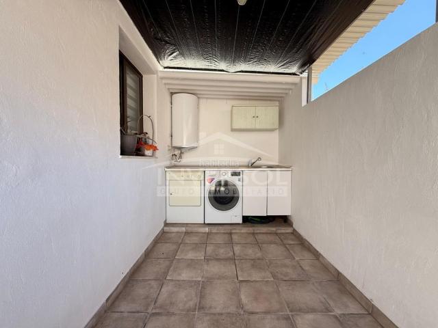 Casa adosada en venta en Ejido El, Ejido Sur. VIVIENDA TRIPLEX EN EL EJIDO. Casas adosadas Ejido.
