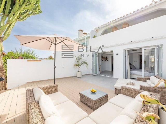 Casa adosada en Venta en Elviria