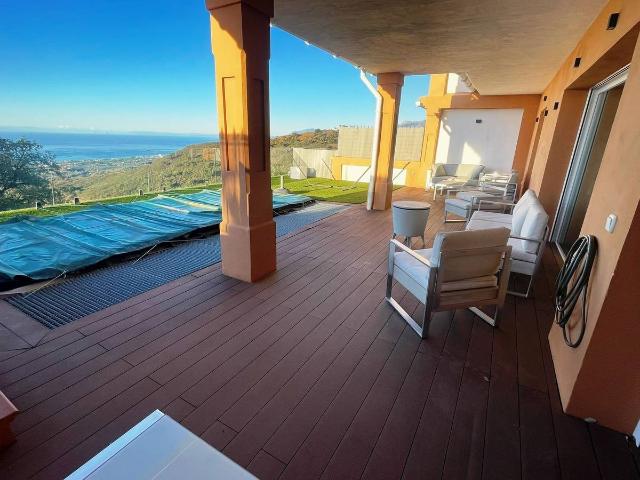 Casa adosada en Venta en Elviria