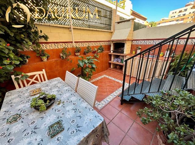 Casa adosada en Venta en El Cónsul Ciudad Universitaria El Romeral