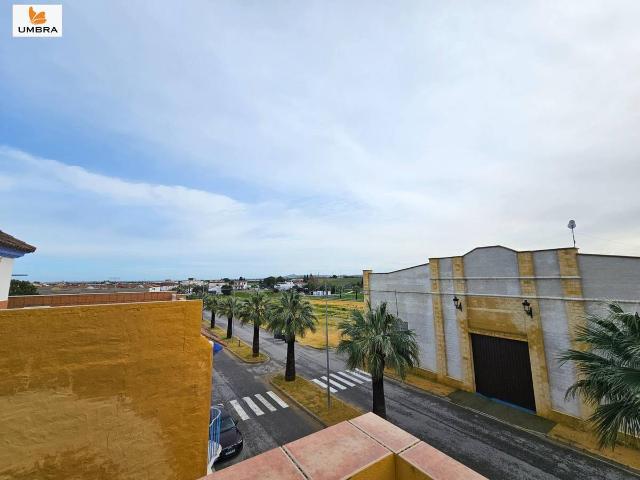 Casa adosada en Venta en El Cuervo de Sevilla
