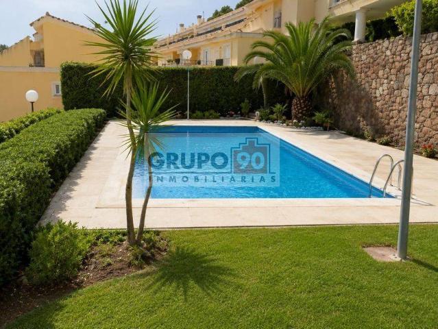 Casa adosada en Venta en El Bosque