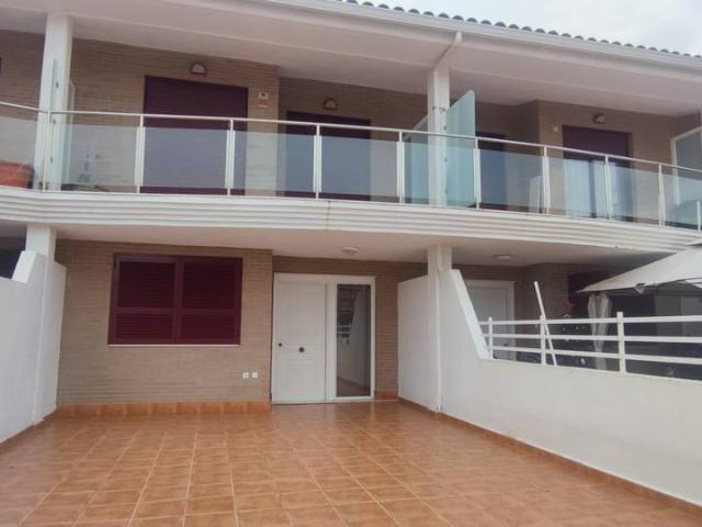 Casa adosada en Venta en El Balcó Jaume I