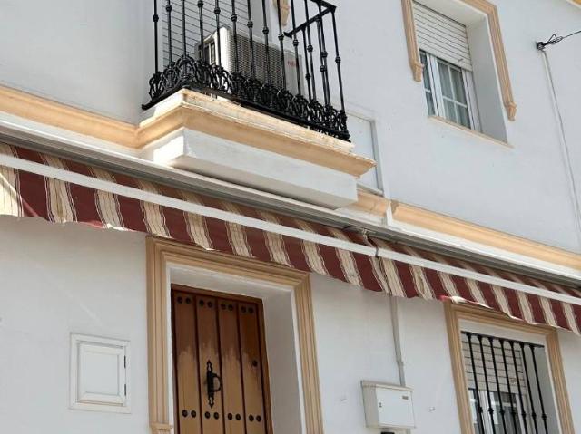 Casa adosada en Venta en El Gastor