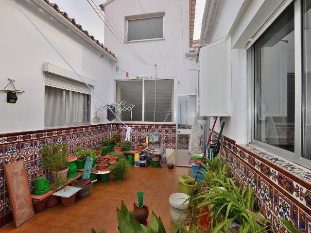 Casa adosada en Venta en El Gastor