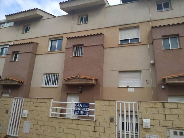 Casa adosada en Venta en El Grao
