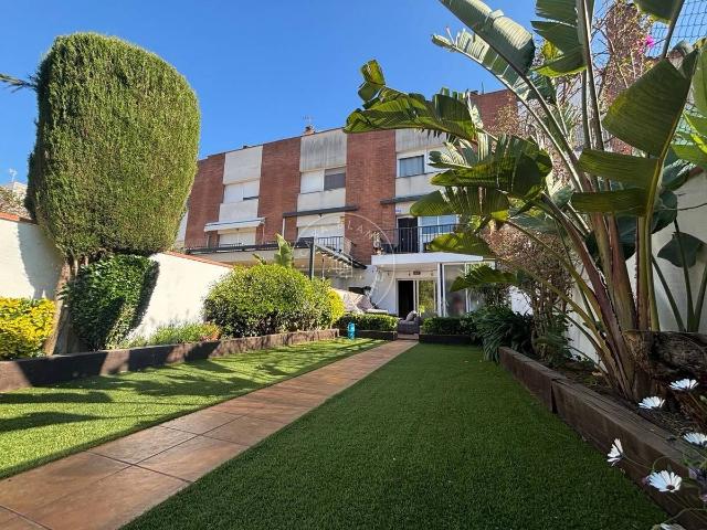 Casa adosada en Venta en El Molí El Rieral
