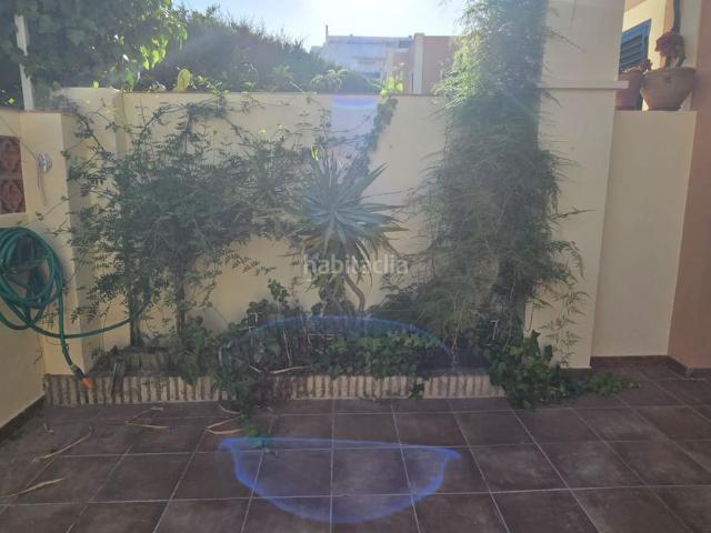 Casa adosada en venta en El Portil. ¡A 5 MINUTOS DE LA PLAYA! ADOSADO CON PORCHE Y SÓTANO EN EL PORTIL. Casas adosadas El.