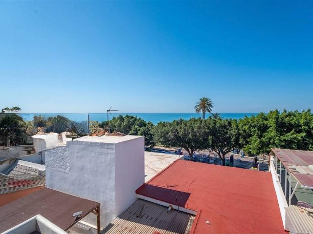 Casa adosada en Venta en El Palo