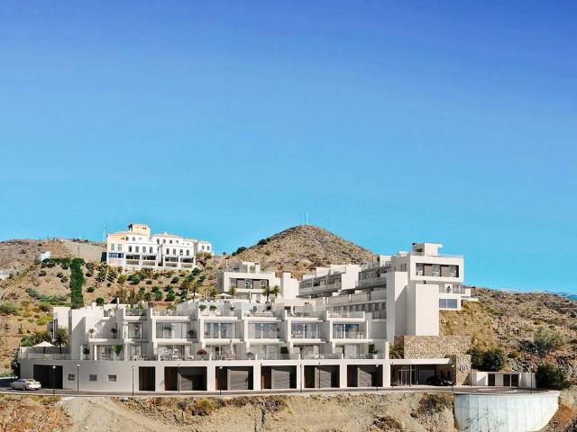 Casa adosada en Venta en El Peñoncillo