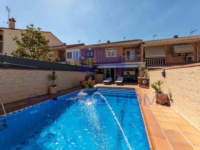 Casa adosada en Venta en El Pijorro