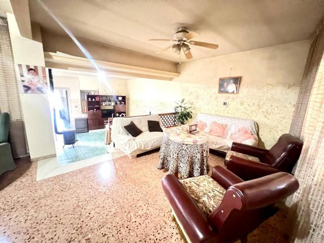 Casa adosada en Venta en El Pinós / Pinoso