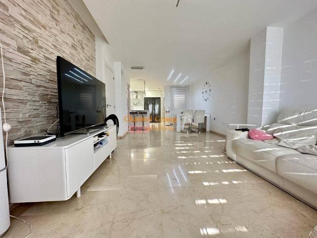 Casa adosada en Venta en El Travaló Martínez Valero