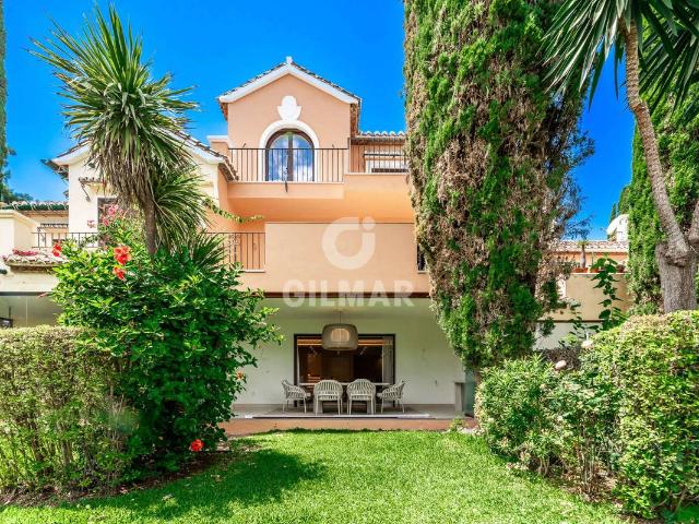 Casa adosada en Venta en El Velerín