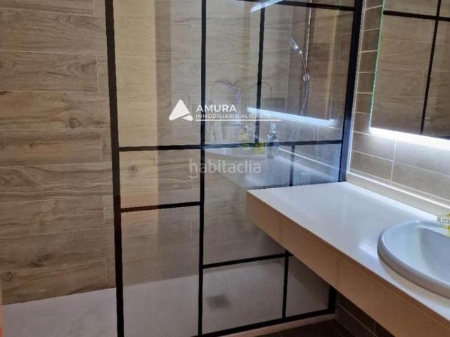 Casa adosada en venta en Elche Elx, Nou Altabix. Adosado en venta en Elche. Casas adosadas Elche.