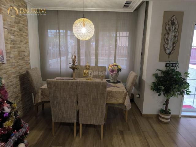 Casa adosada en venta en Elche Elx, Ciutat Universitària. FABULOSO ADOSADO CON PISCINA EN ZONA UNIVERSIDAD ELCHE. Casas adosadas Elche.