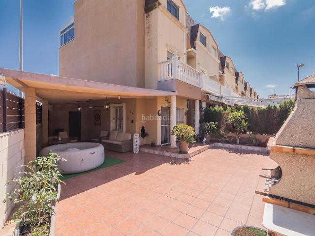 Casa adosada en venta en Elche Elx, Ciutat Esportiva. ADOSADO ESQUINA EN CIUDAD DEPORTIVA. Casas adosadas Elche.