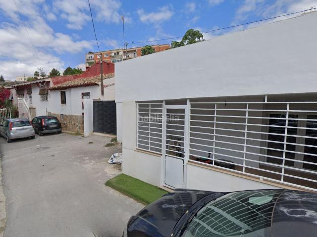 Casa adosada en venta en Elda, San Crispín Huerta Nueva Estación. Casas adosadas.