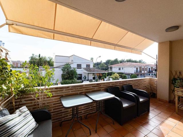 Casa adosada en venta en Eliana l´, Pueblo. TODO UN LUJO. Casas adosadas Eliana.
