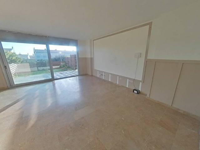 Casa adosada en Venta en Els Munts