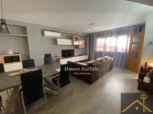 Casa adosada en Venta en Els Molins
