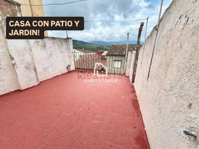 Casa adosada en Venta en Els Guiamets