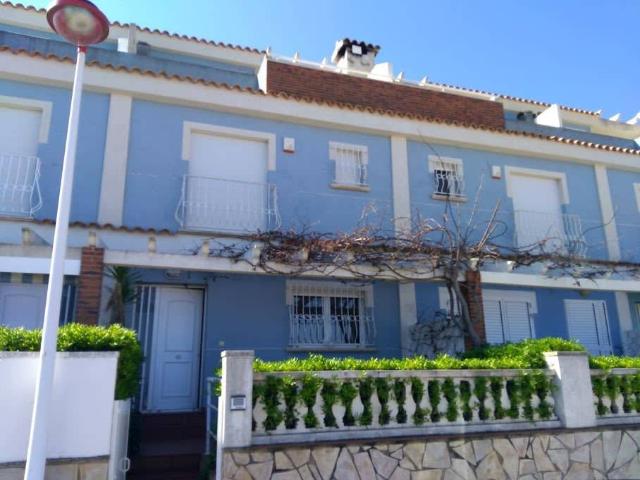 Casa adosada en Venta en Els Poblets