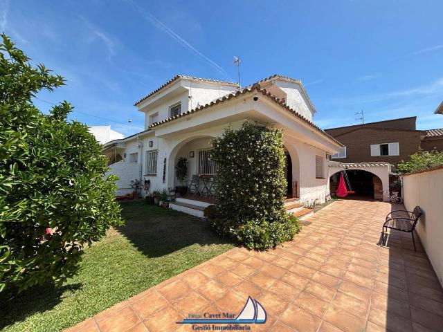 Casa adosada en Venta en Els Tallats Mas Olivé