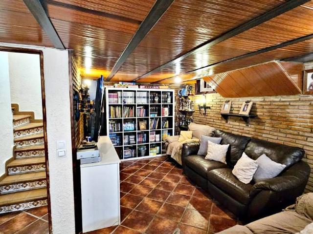 Casa adosada en Venta en Estación de Cártama