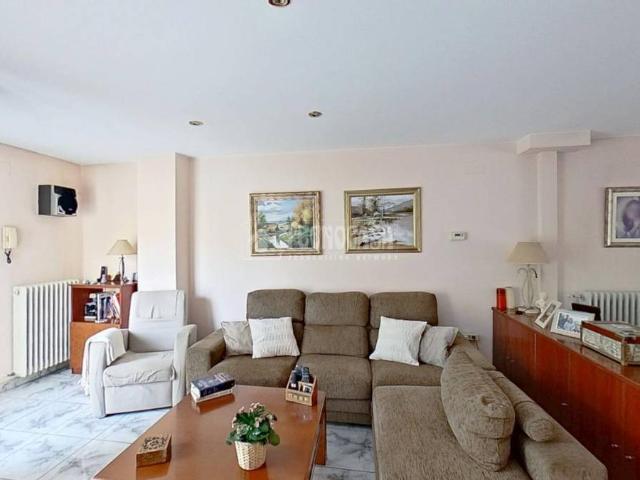 Casa adosada en Venta en Estadi Santa Anna