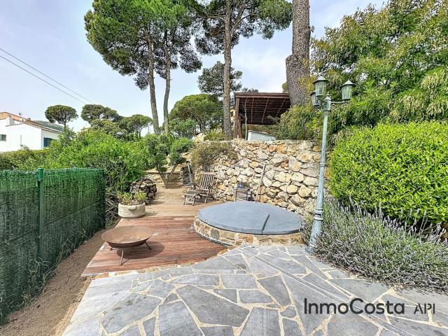 Casa adosada en venta en Estartit, Torre Vella Torre Gran Les Dunes Costa Brava. Casa amb parcel. la privada, vistes al mar i molta tranquil·litat. Casas adosadas.