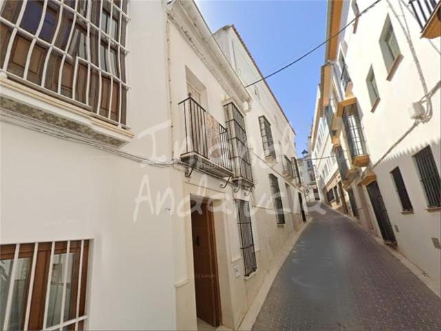 Casa adosada en venta en Estepa. Casas adosadas.