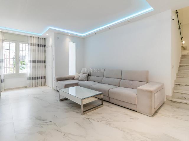 Casa adosada en venta en Estepona, Centro. Adosado en venta en Estepona. Casas adosadas.