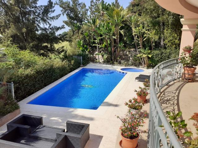 Casa adosada en venta en Estepona, Centro. Casas adosadas.