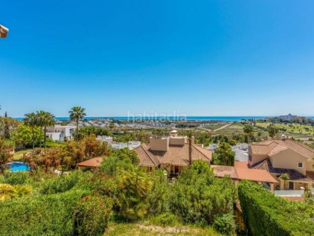 Casa adosada en venta en Estepona, Atalaya Isdabe. Casas adosadas.