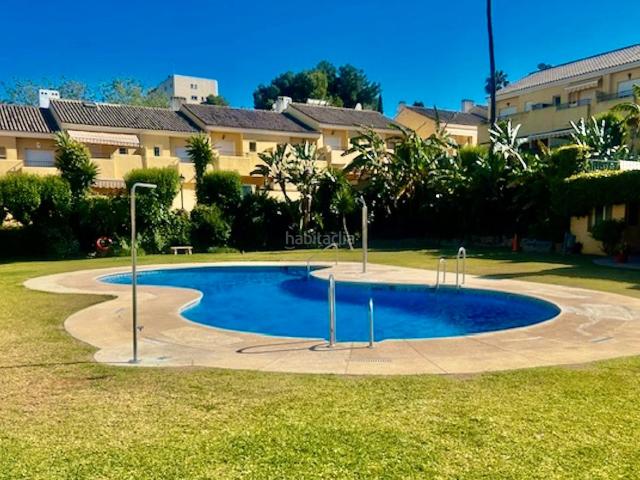 Casa adosada en venta en Estepona, Los Llanos. Preciosa casa adosada en Estepona. Casas adosadas.