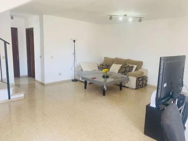Casa adosada en venta en Estepona, Nueva Atalaya. Casas adosadas.