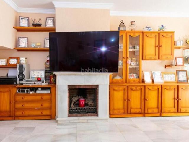 Casa adosada en venta en Estepona, Nueva Atalaya. Casas adosadas.