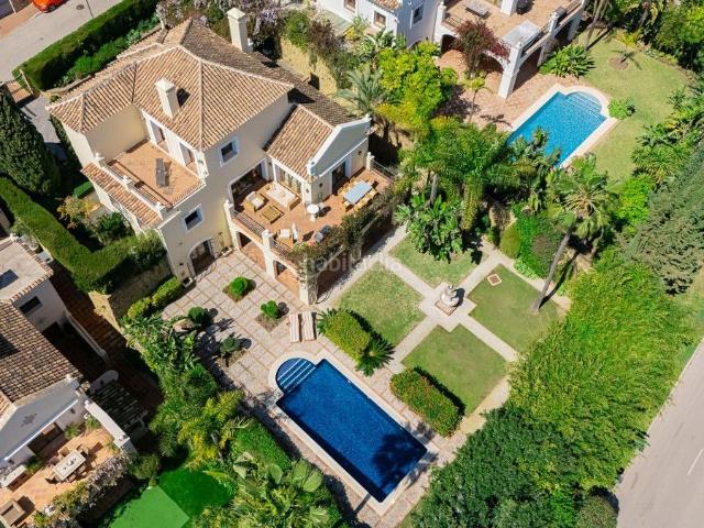 Casa adosada en venta en Estepona, Paraiso Barronal. Casas adosadas.
