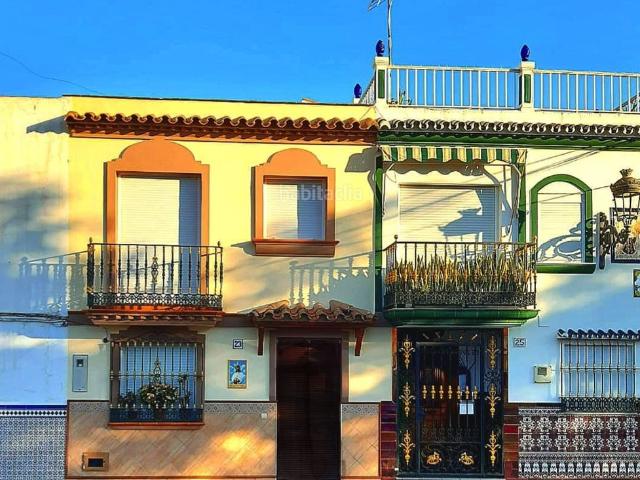 Casa adosada en venta en Estepona, Puerto de Estepona. Encantadora Casa Adosada a Segunda Línea de Playa y Paseo Marítimo. Casas adosadas.