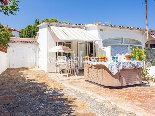 Casa adosada en venta en Escala, L´, de 97 m² 2 habitaciones por 265.000